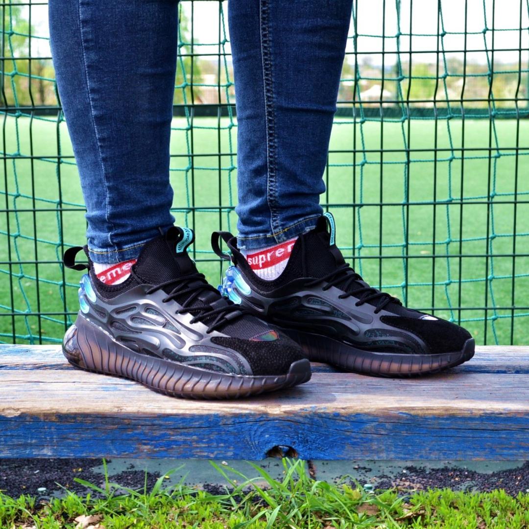 Adidas Boost Black