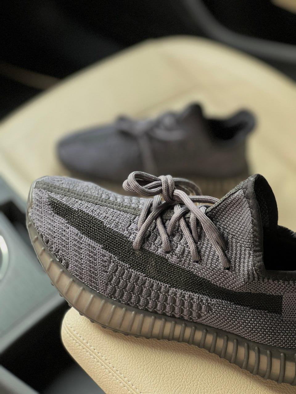 Adidas Yeezy Boost 350 Black v3