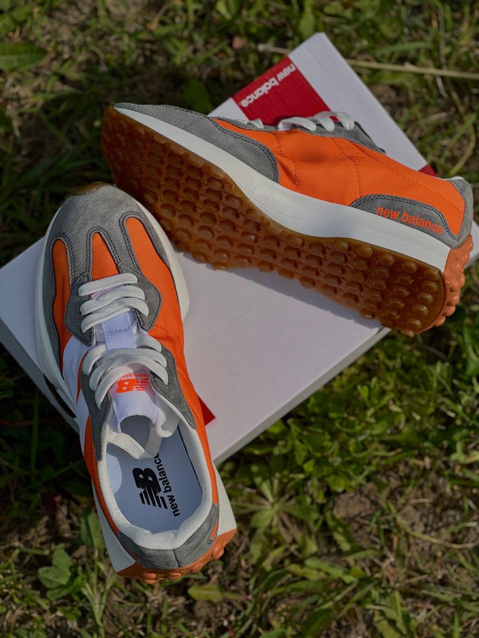 New Balance 327 Grey/Orange