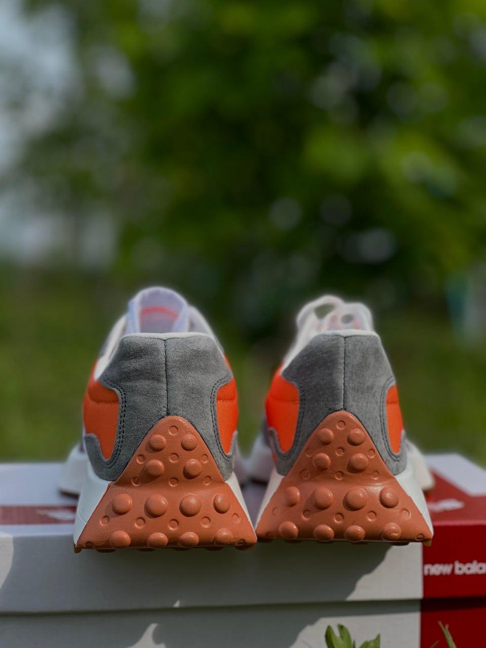 New Balance 327 Grey/Orange