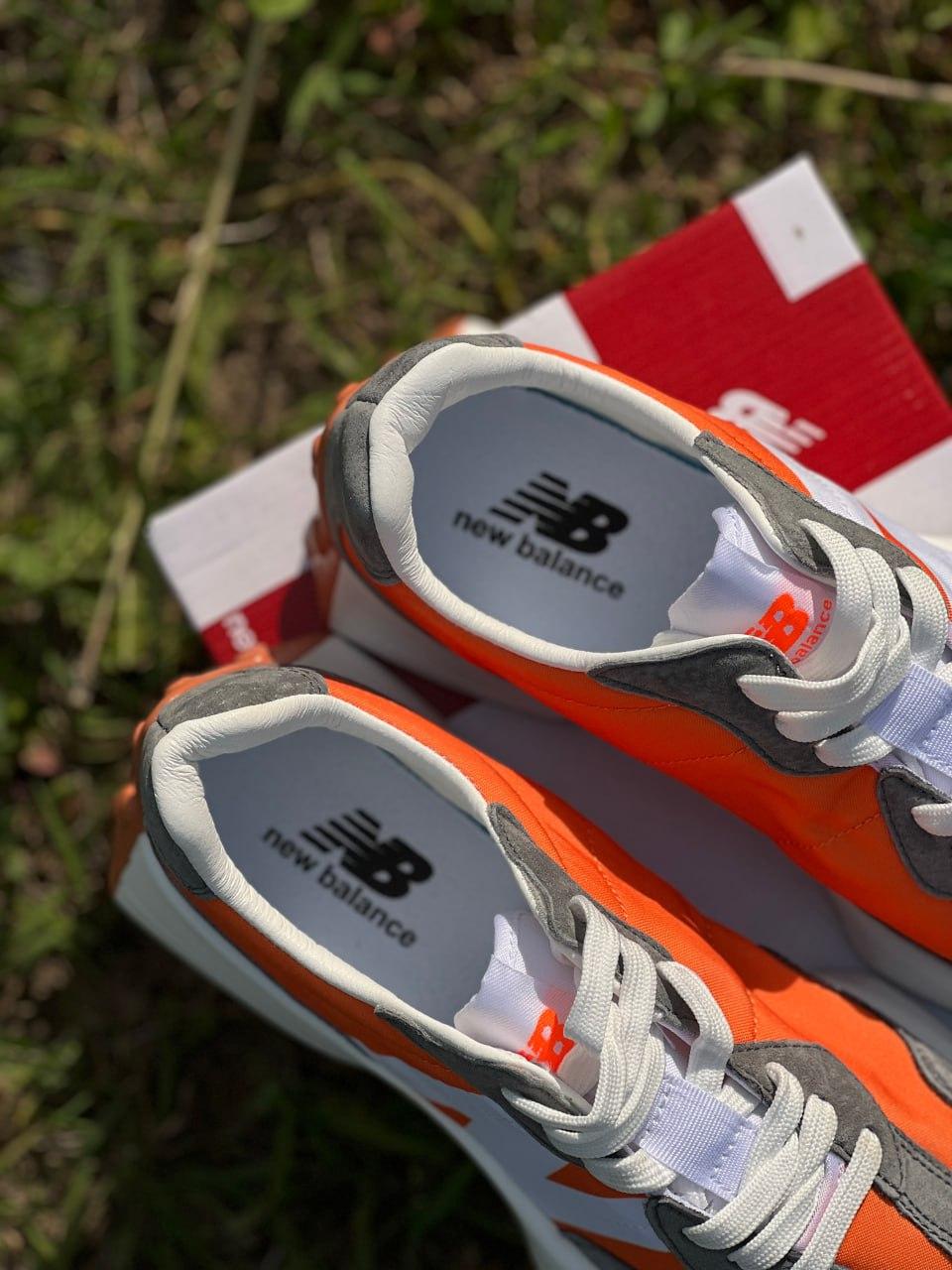 New Balance 327 Grey/Orange