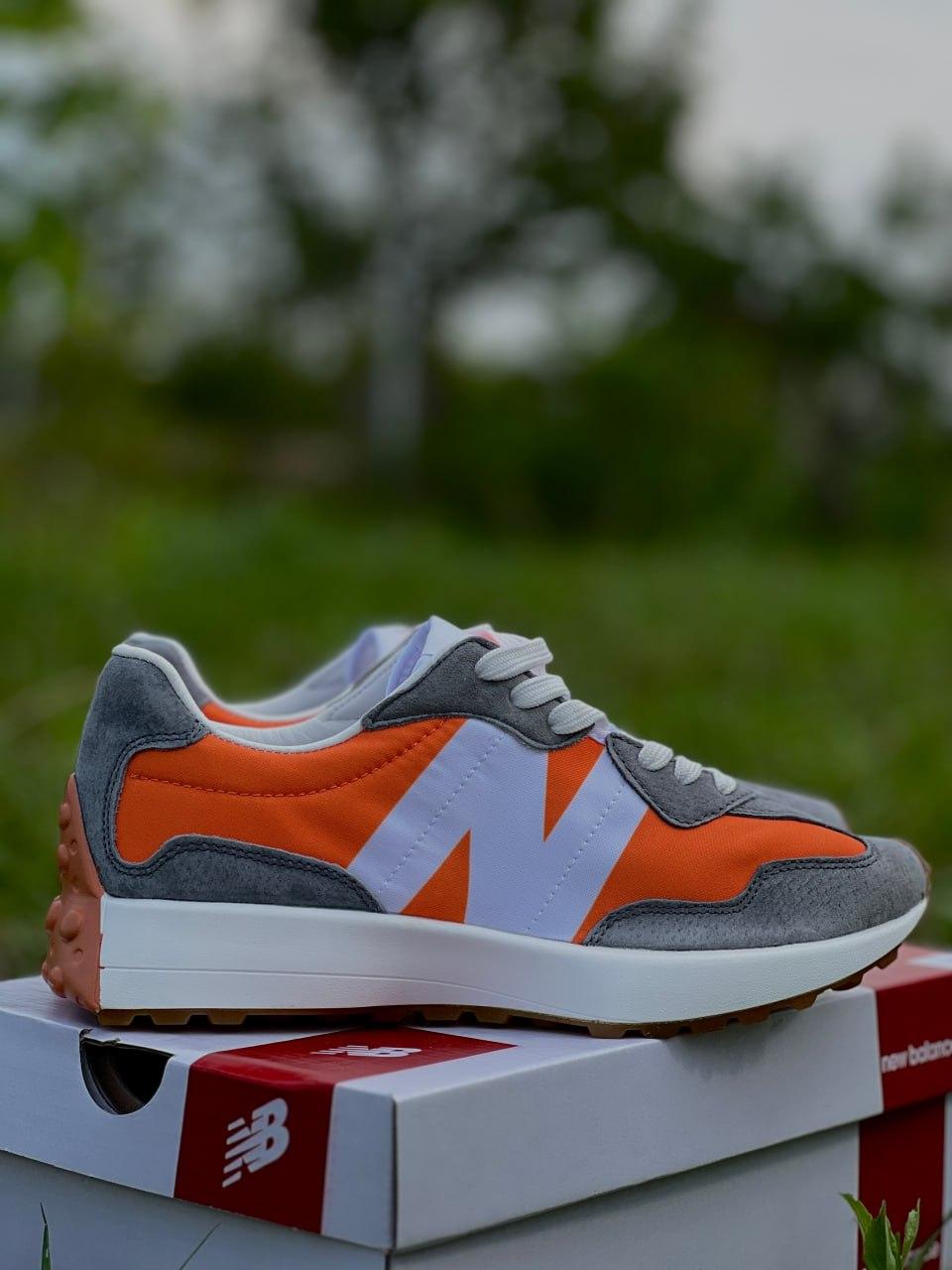 New Balance 327 Grey/Orange