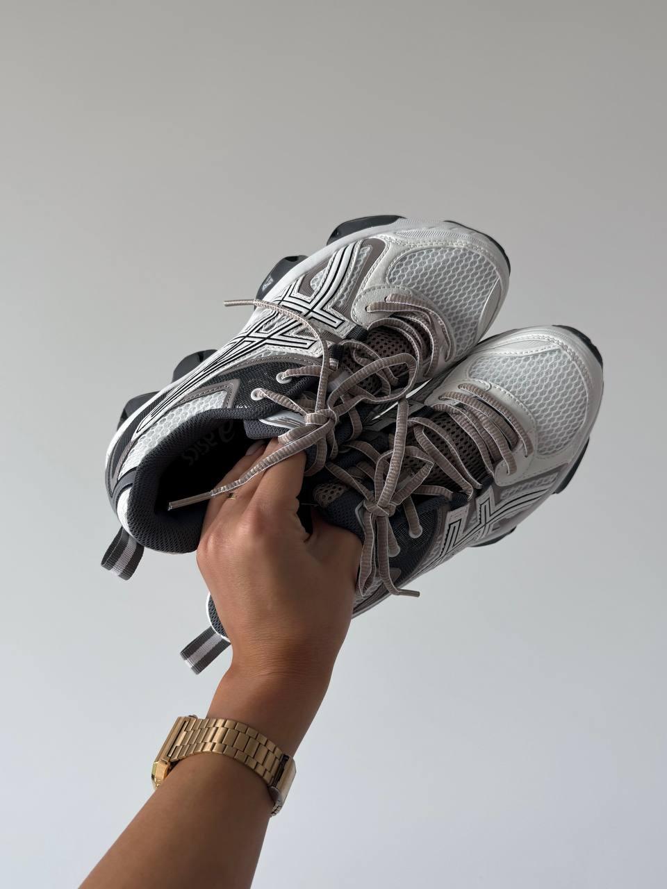 Asics Gel-Quantum Kinetic Silver Black