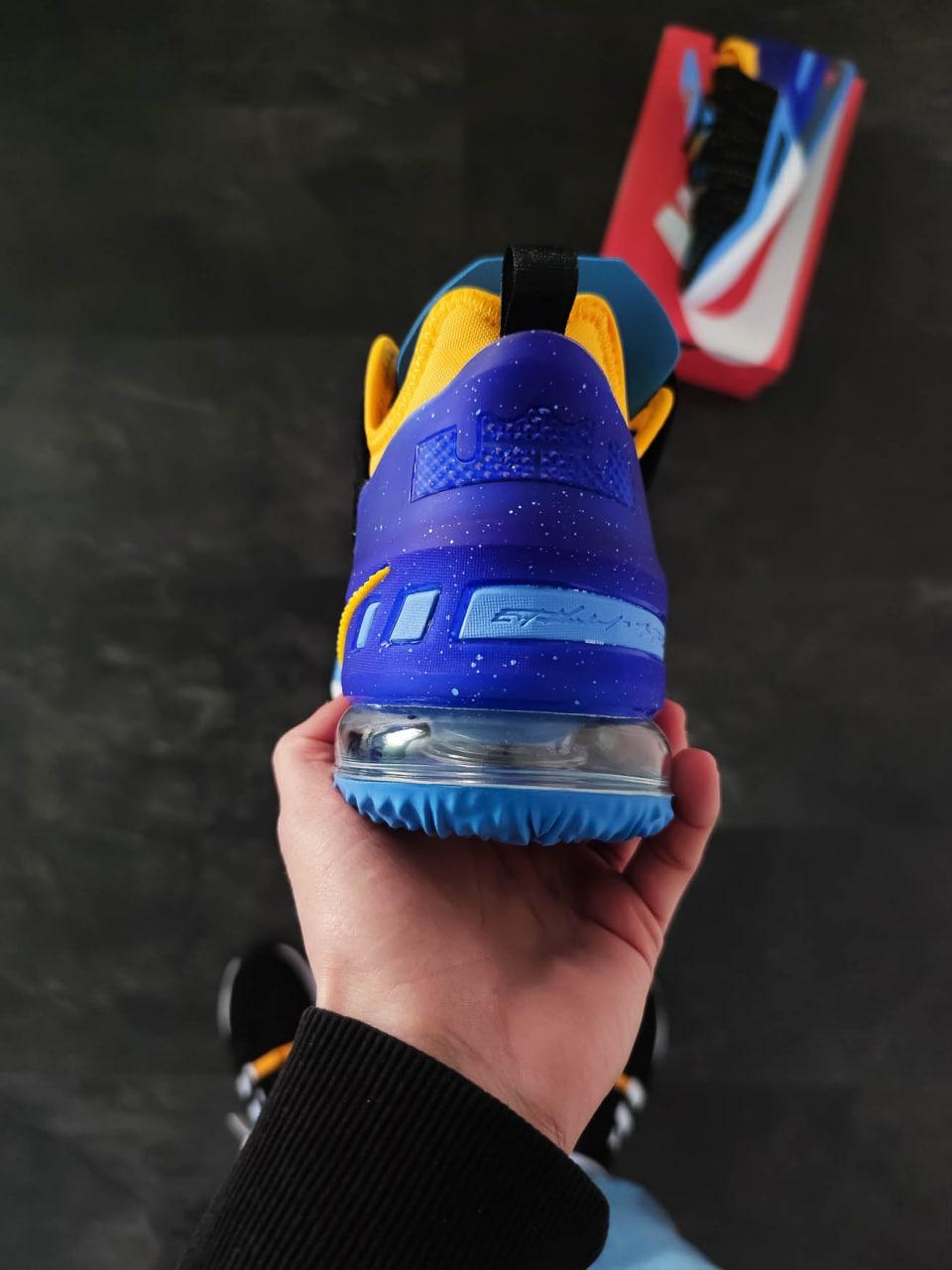 Nike LeBron 18 Minneapolis Lakers