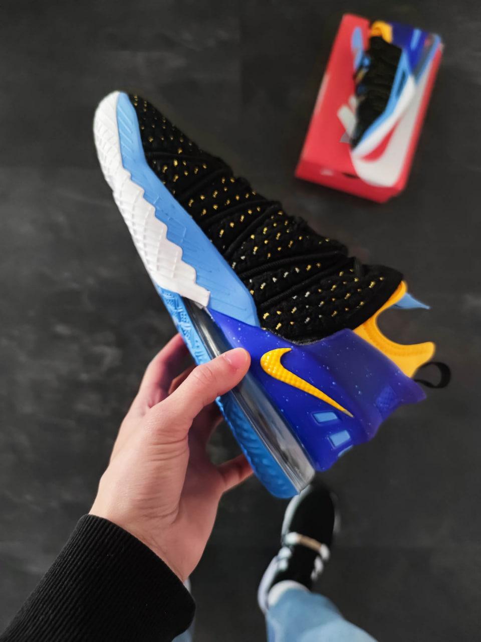 Nike LeBron 18 Minneapolis Lakers