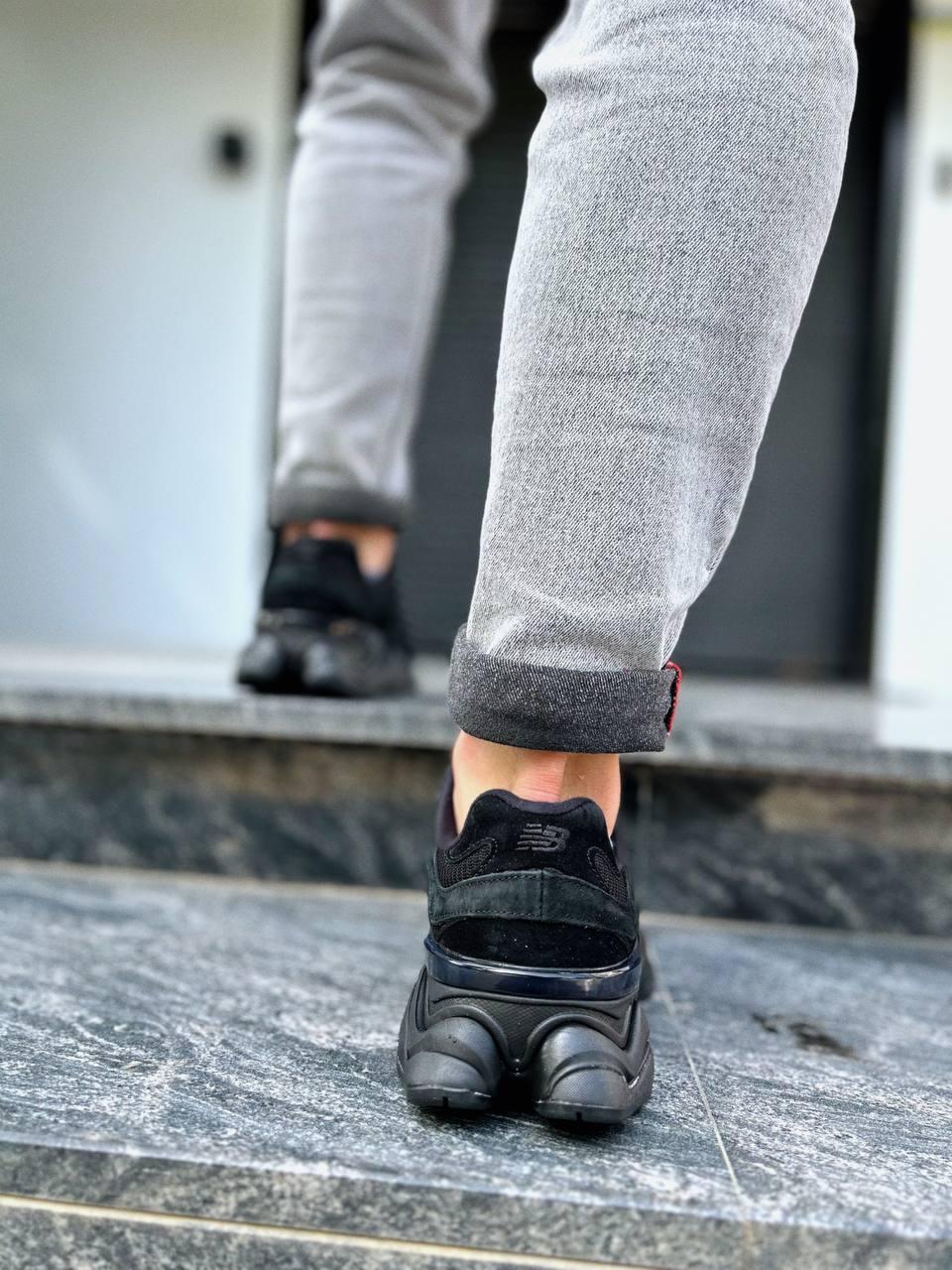 New Balance 9060 mono black