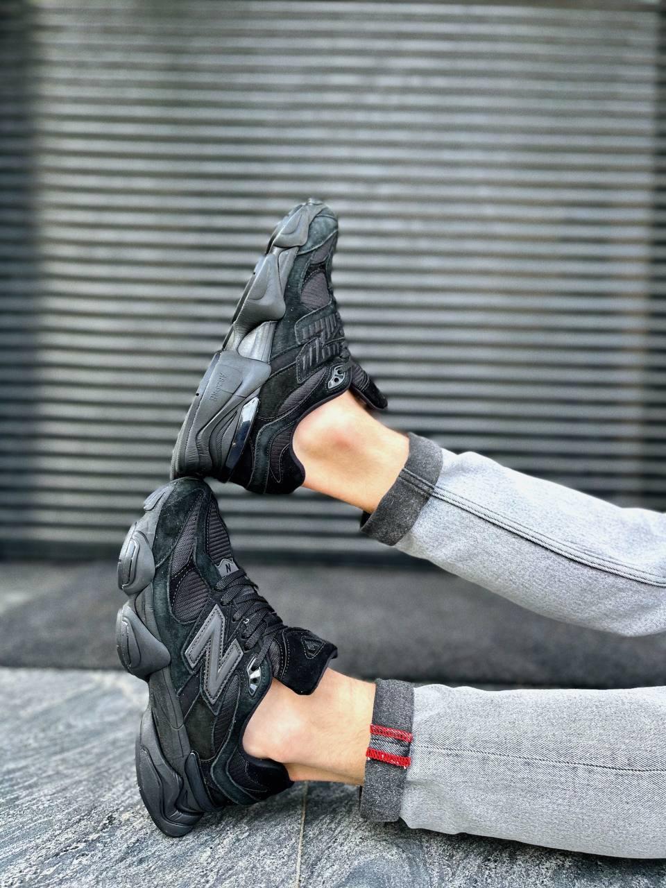 New Balance 9060 mono black