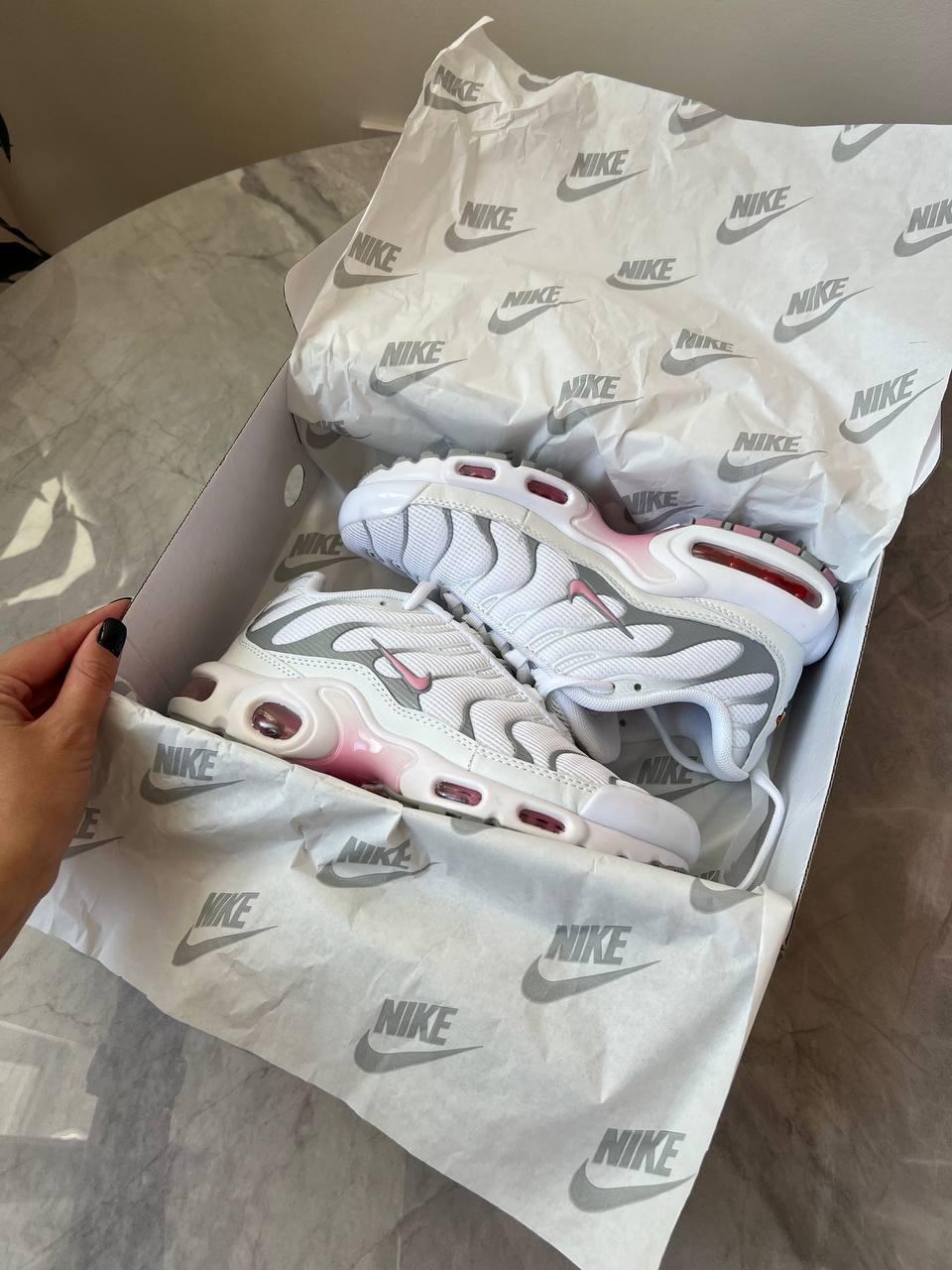 Nike Air Max TN + White Pink