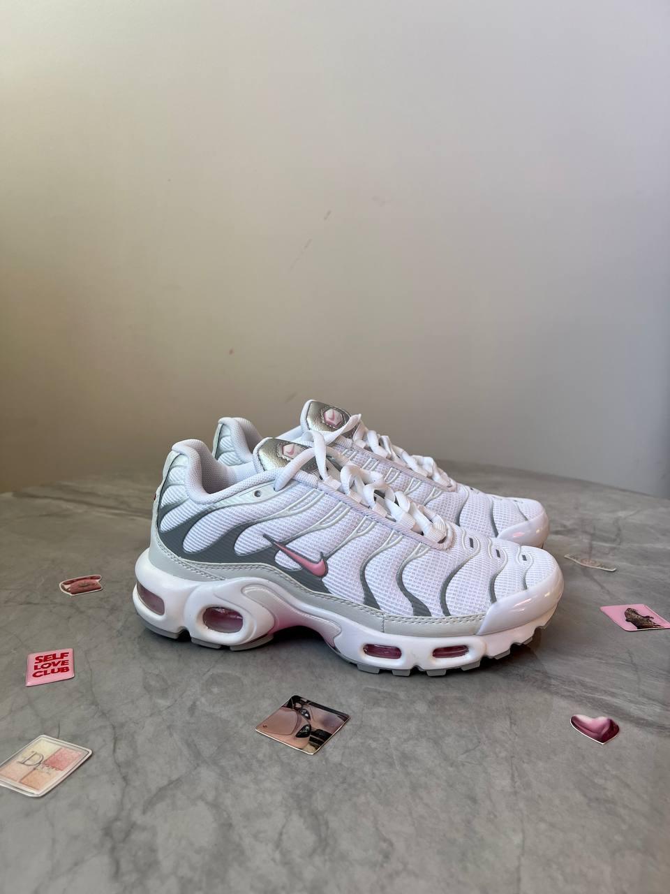 Nike Air Max TN + White Pink