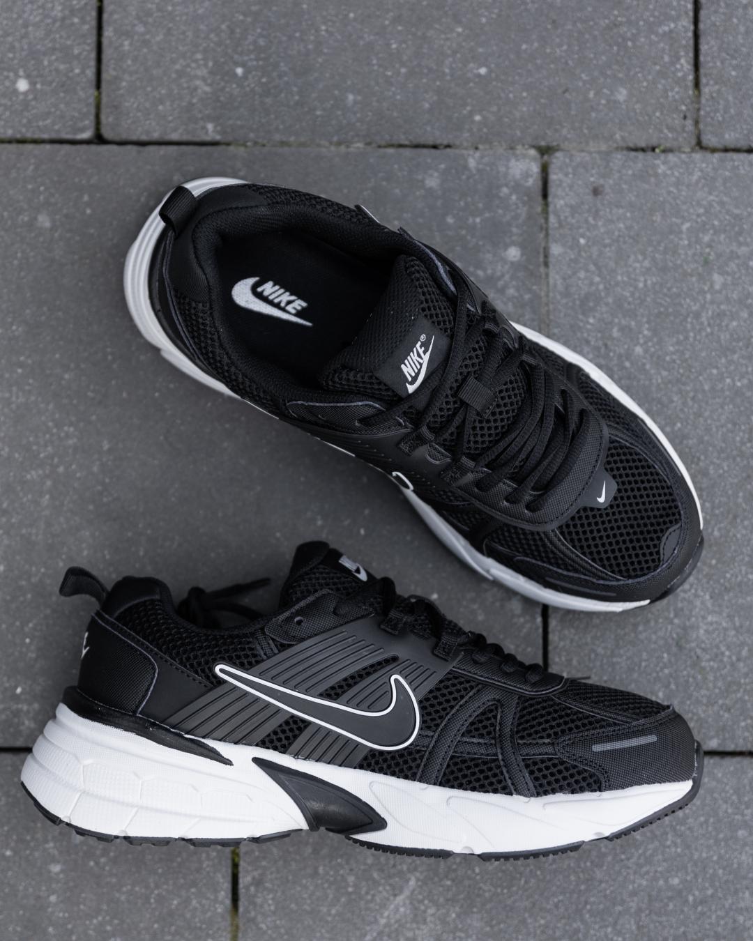 Nike V2K Runtekk Black White