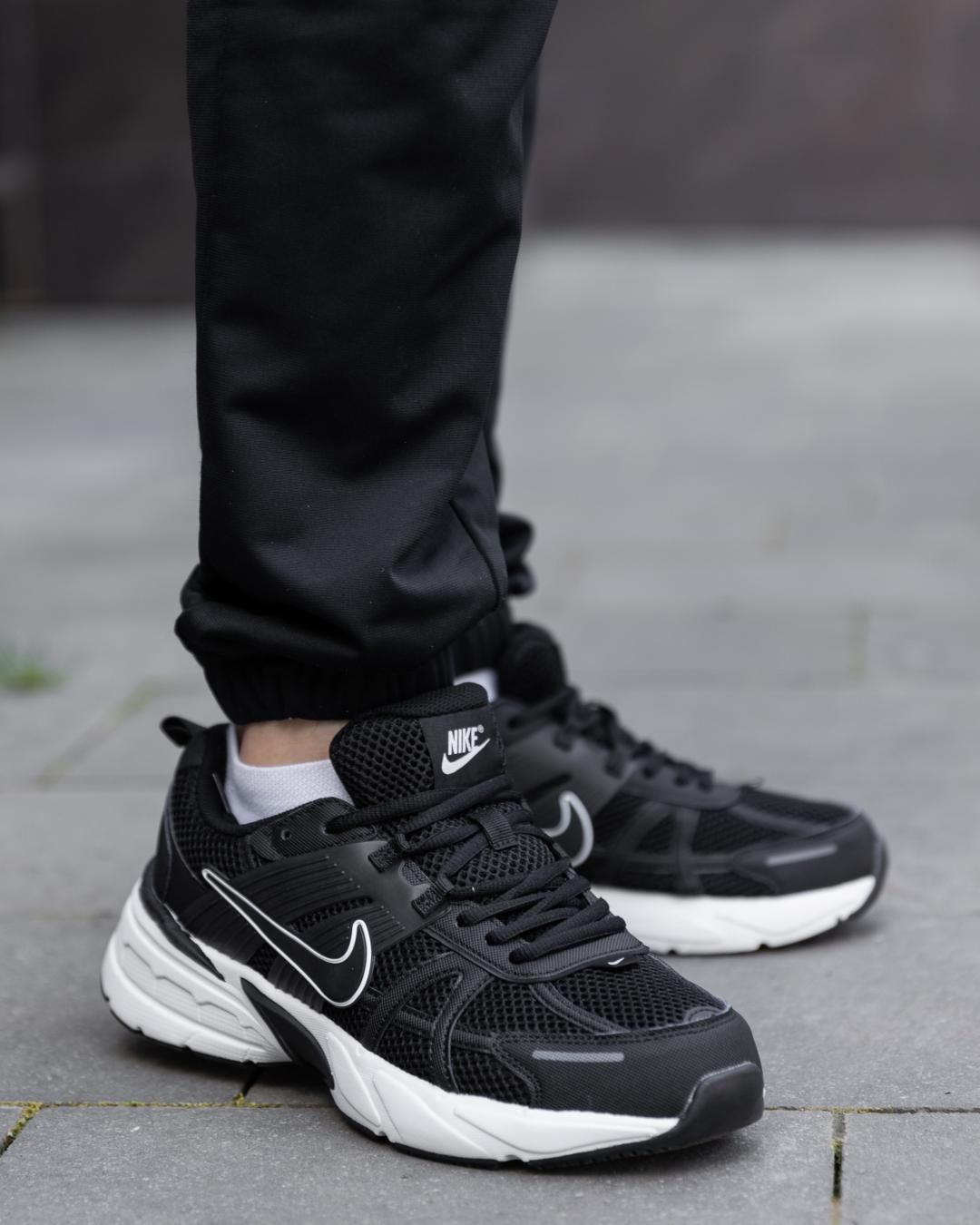 Nike V2K Runtekk Black White