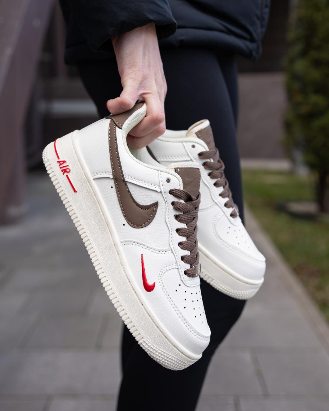 Nike Air Force 1 Low ‘07 Essenti Mocco