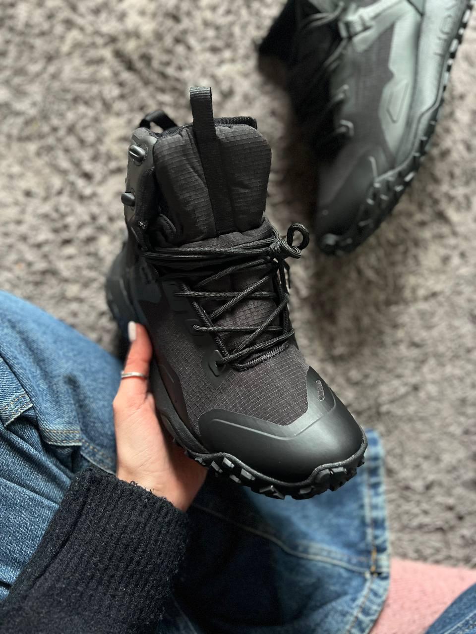 Under Armour Hovr Dawn WP Boots black