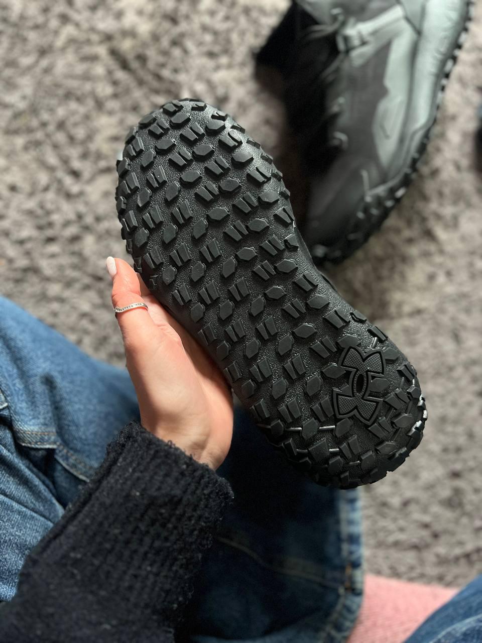 Under Armour Hovr Dawn WP Boots black