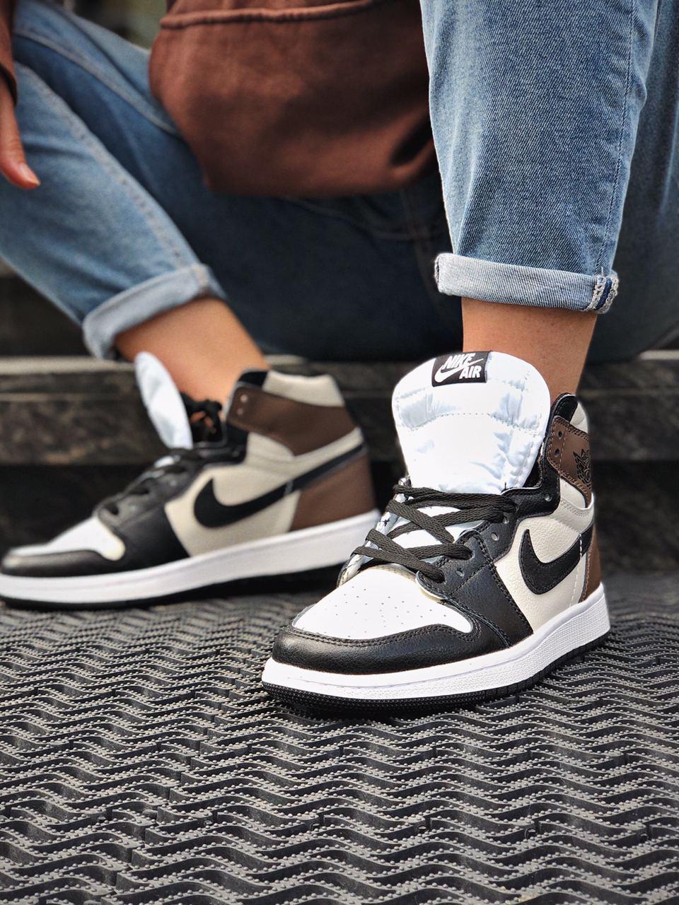 Nike AirJordan 1 High Dark Mocha