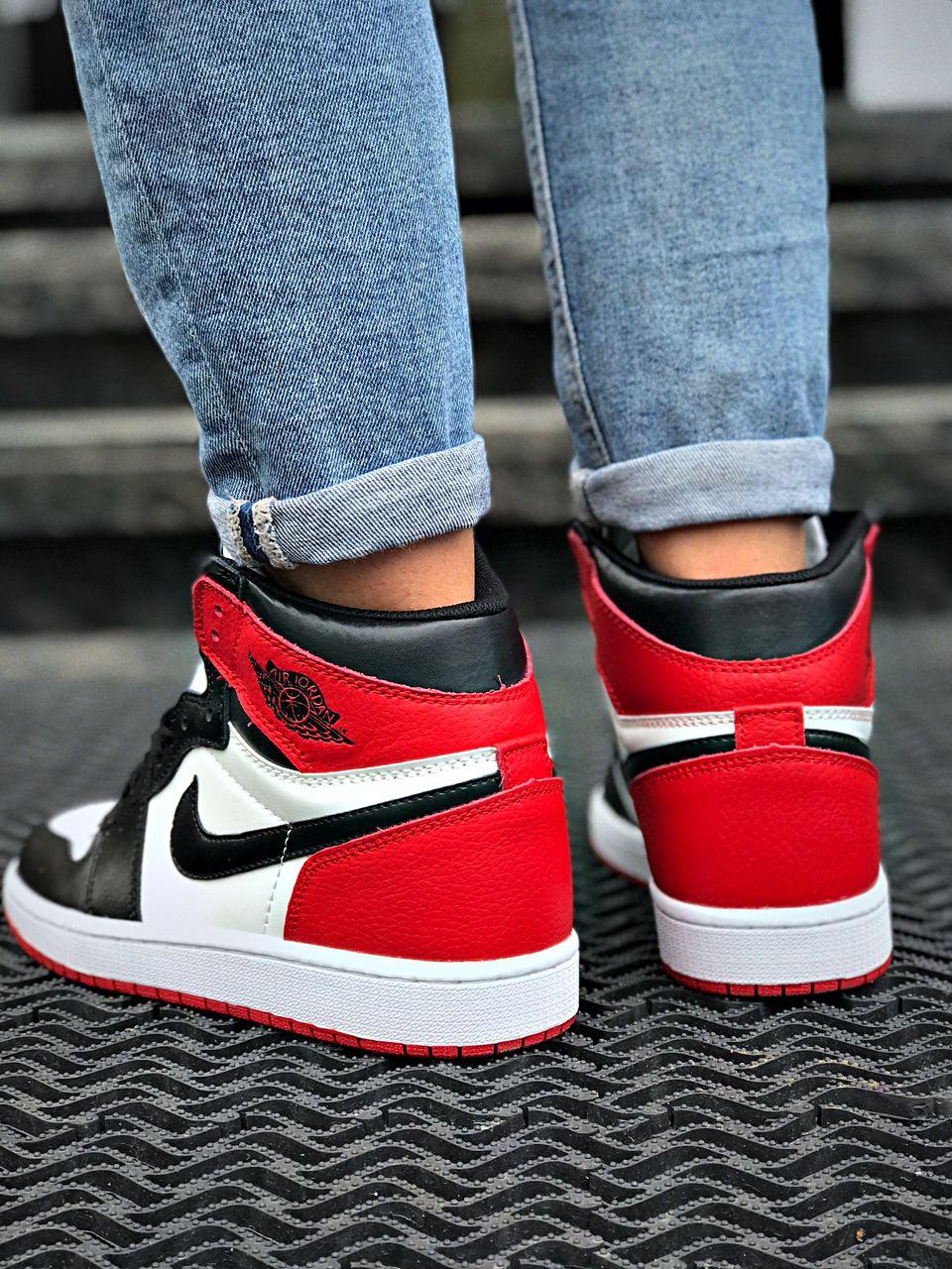 Nike Air Jordan 1 High Black/Red/White
