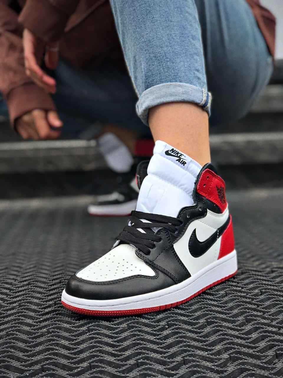 Nike Air Jordan 1 High Black/Red/White