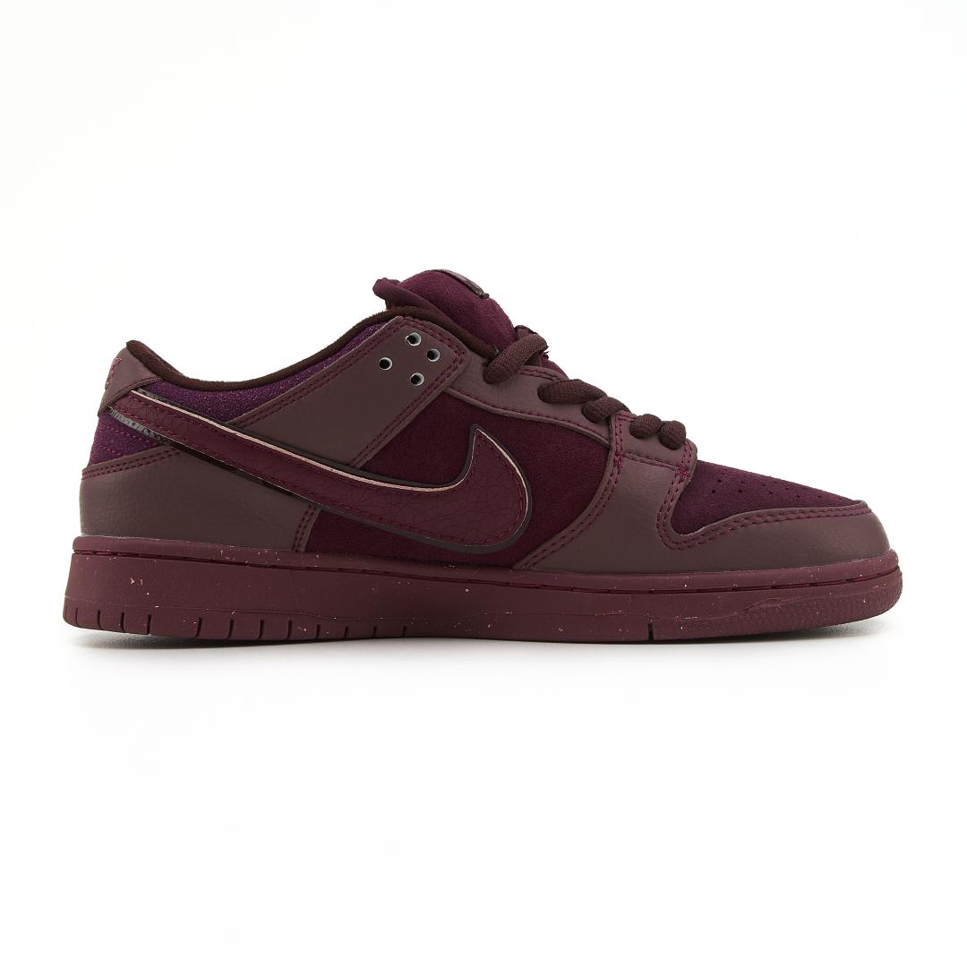 Nike Sb Dunk Low City Of Love Burgundy Crush