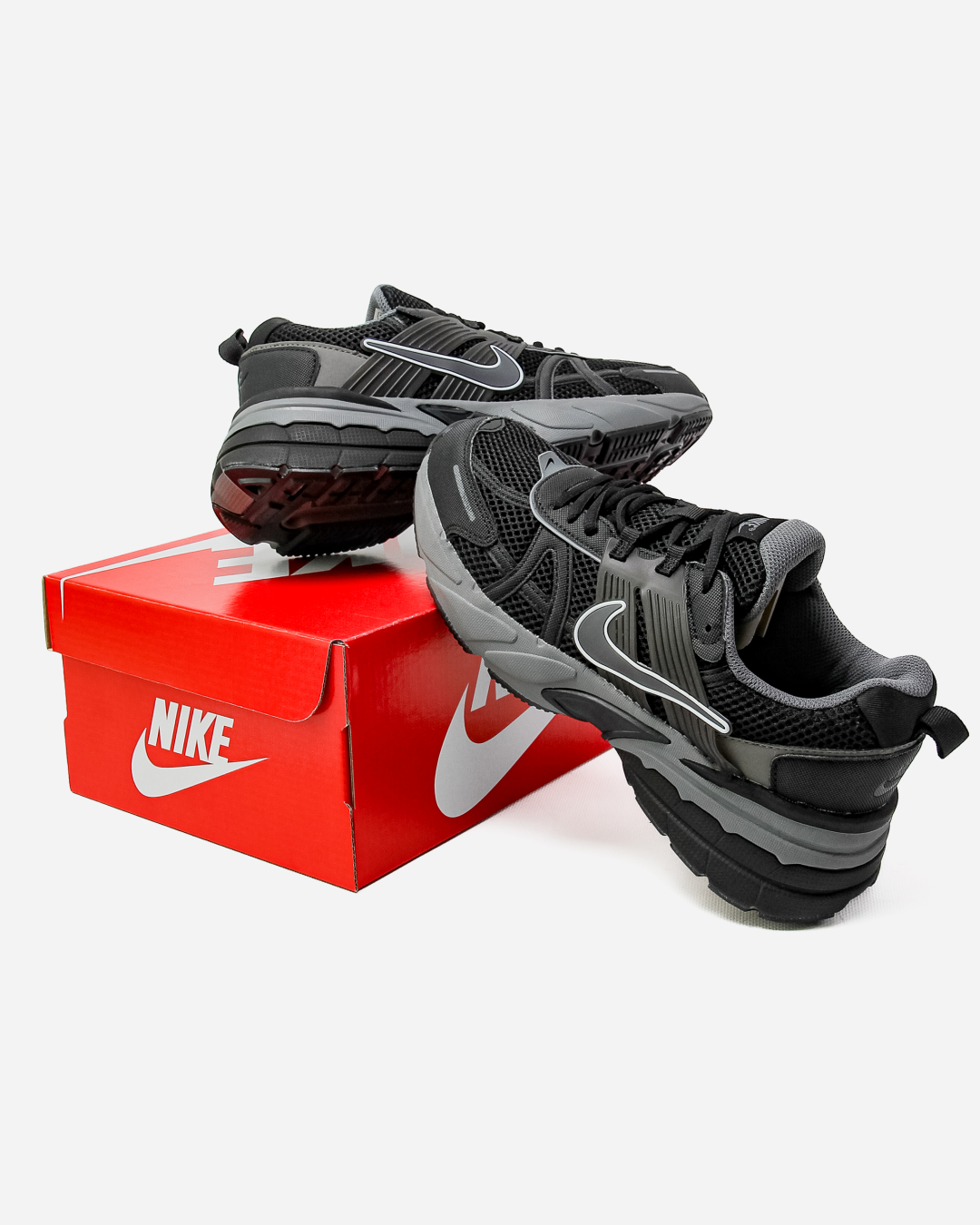 Nike v2k Run Black