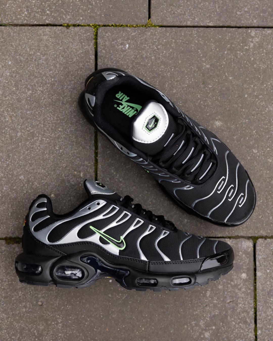 Nike Air Max Plus Tn Black Silver Green