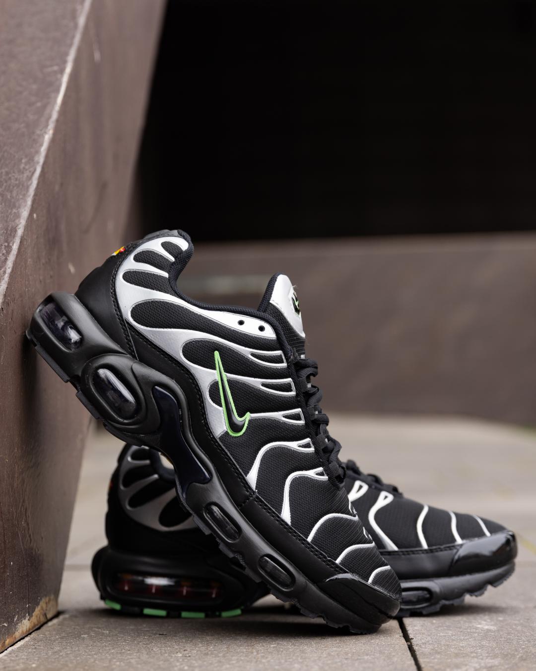 Nike Air Max Plus Tn Black Silver Green