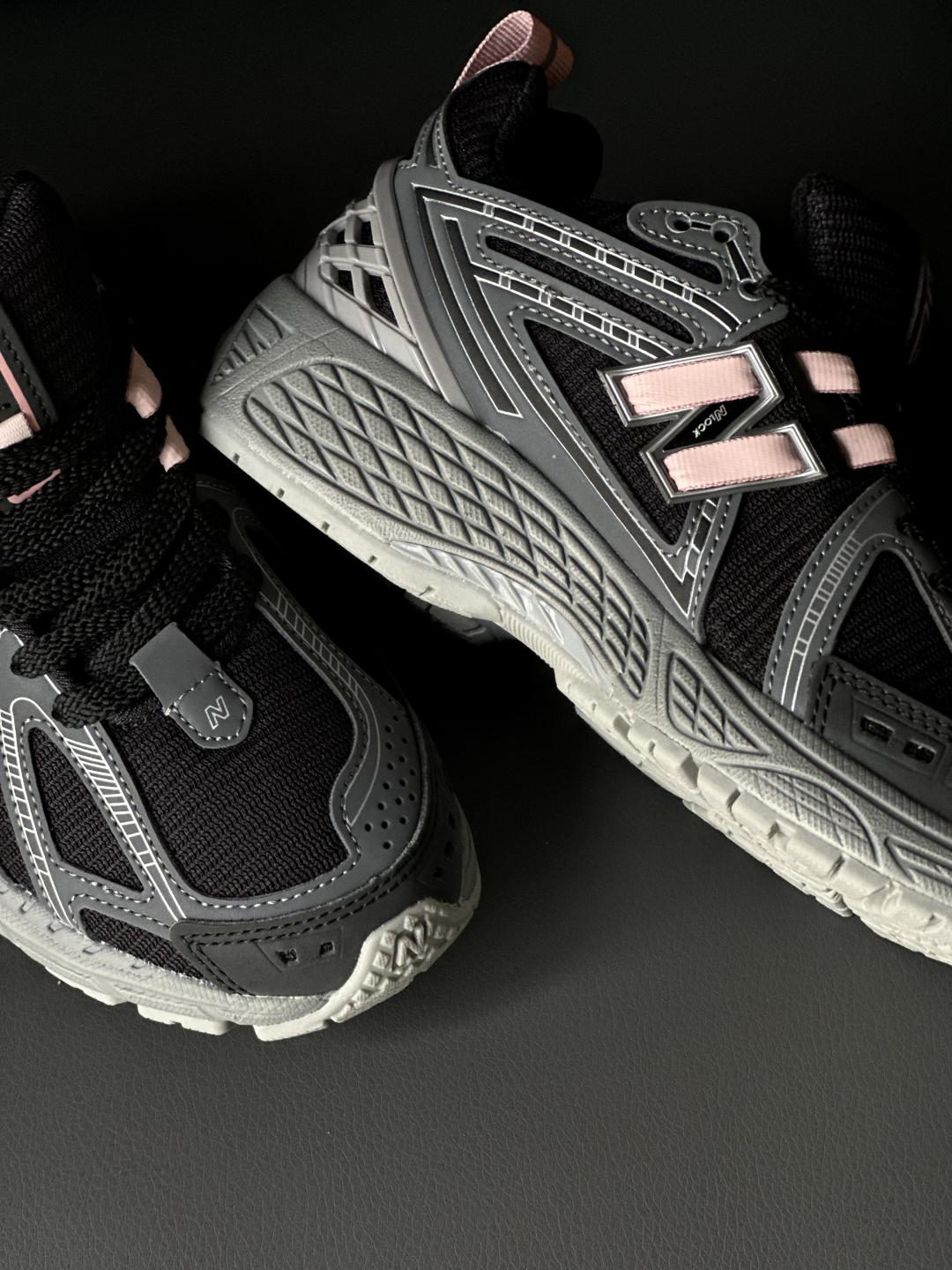 New Balance 1906r Black Grey Reflective