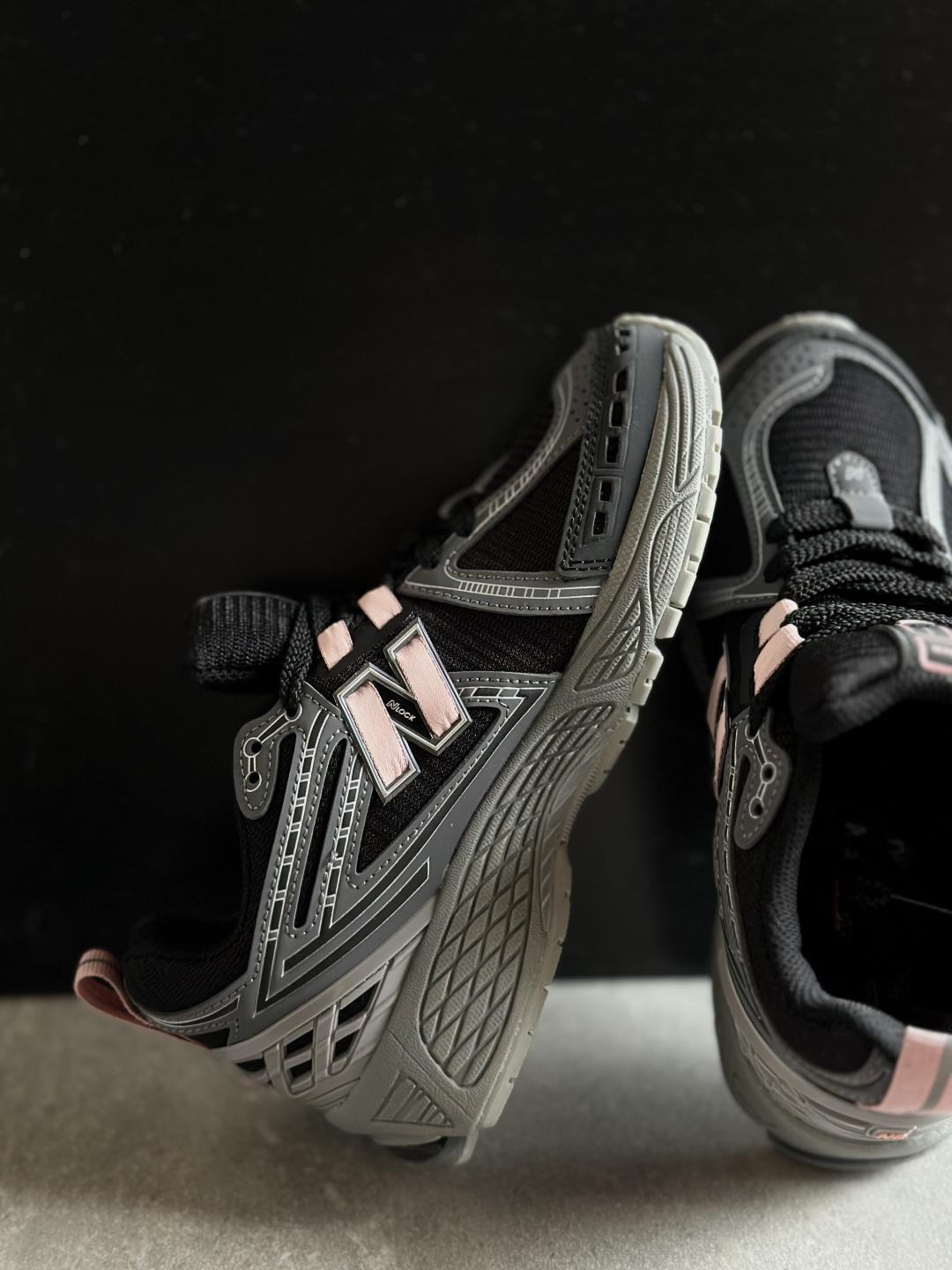 New Balance 1906r Black Grey Reflective