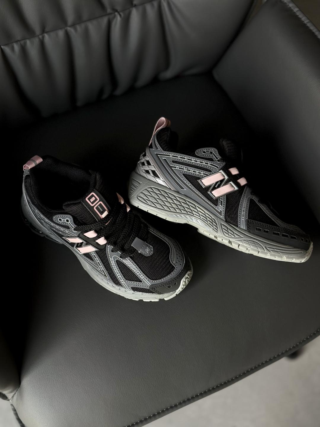 New Balance 1906r Black Grey Reflective