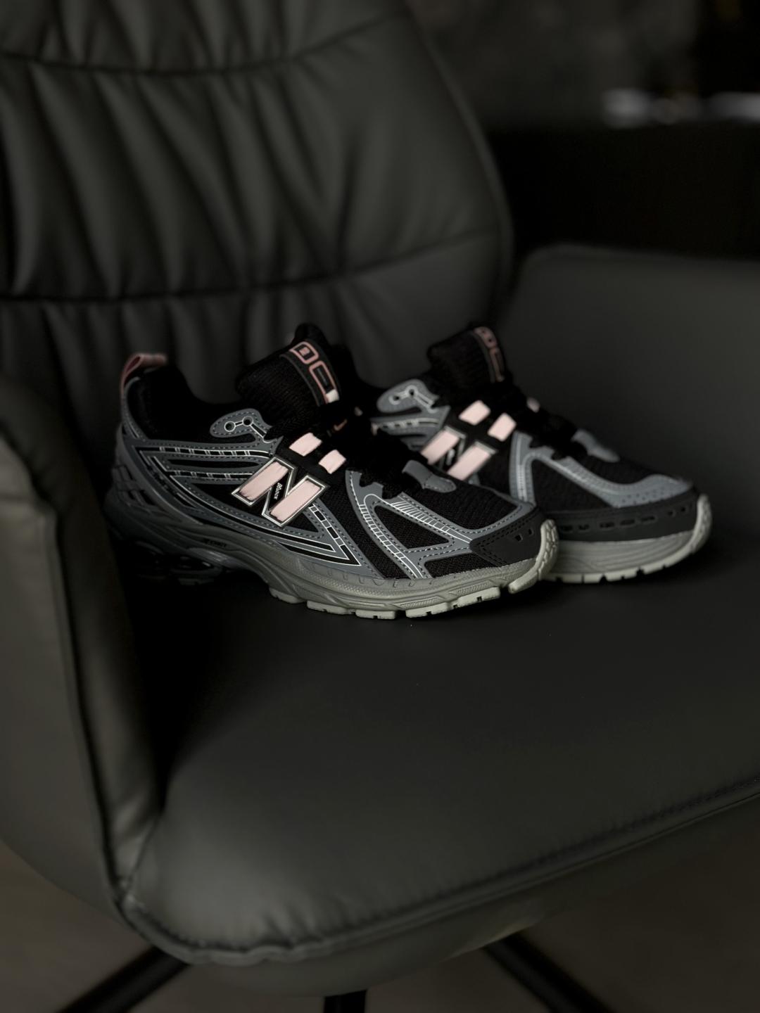 New Balance 1906r Black Grey Reflective