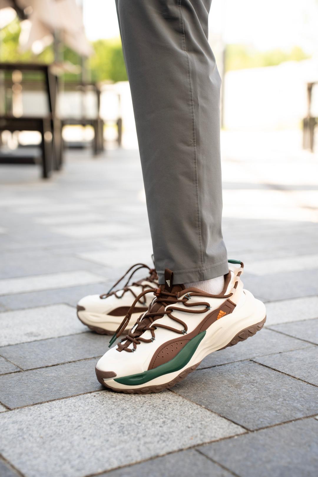 Adidas Maxxwavy White Brown