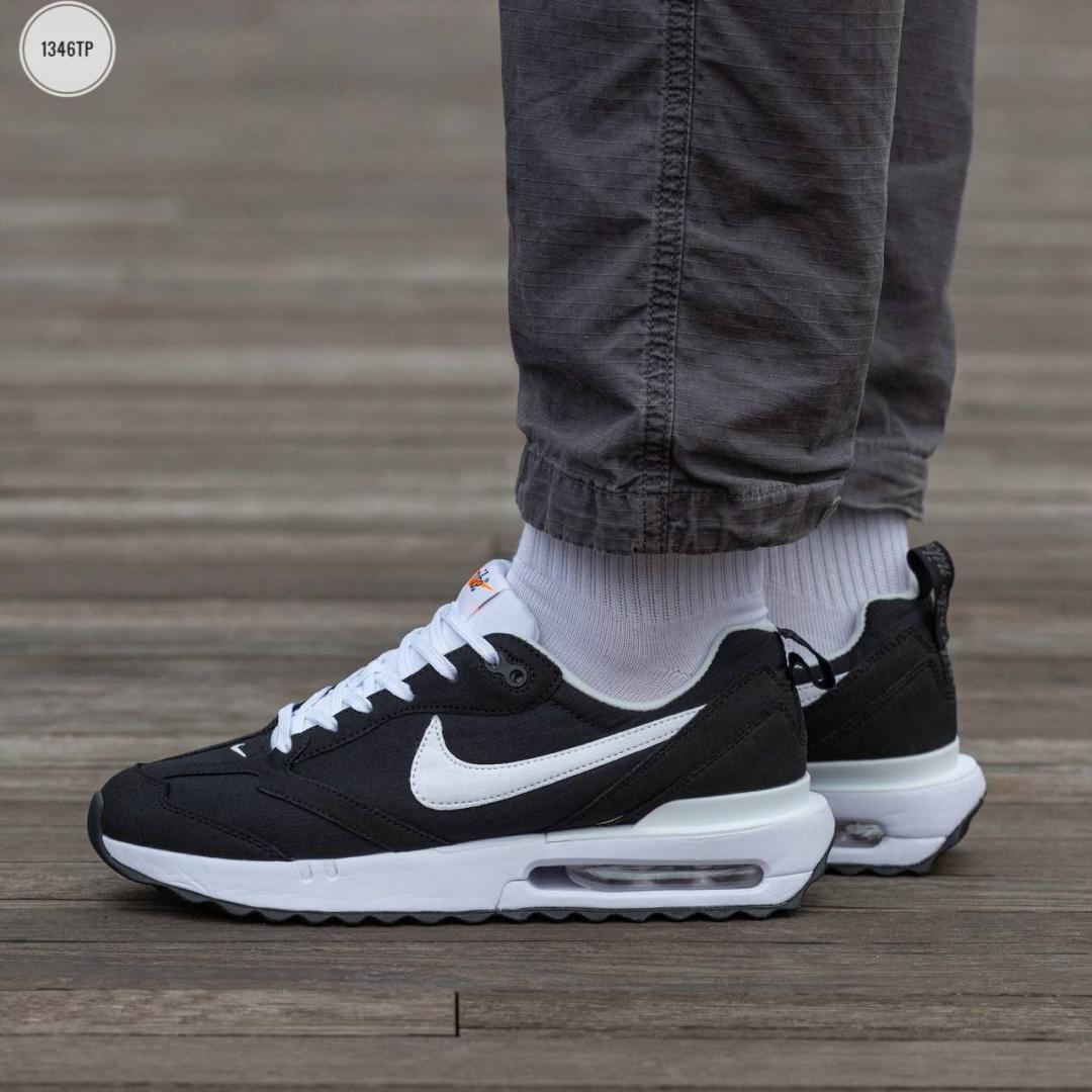 Nike Air Max Dawn Black
