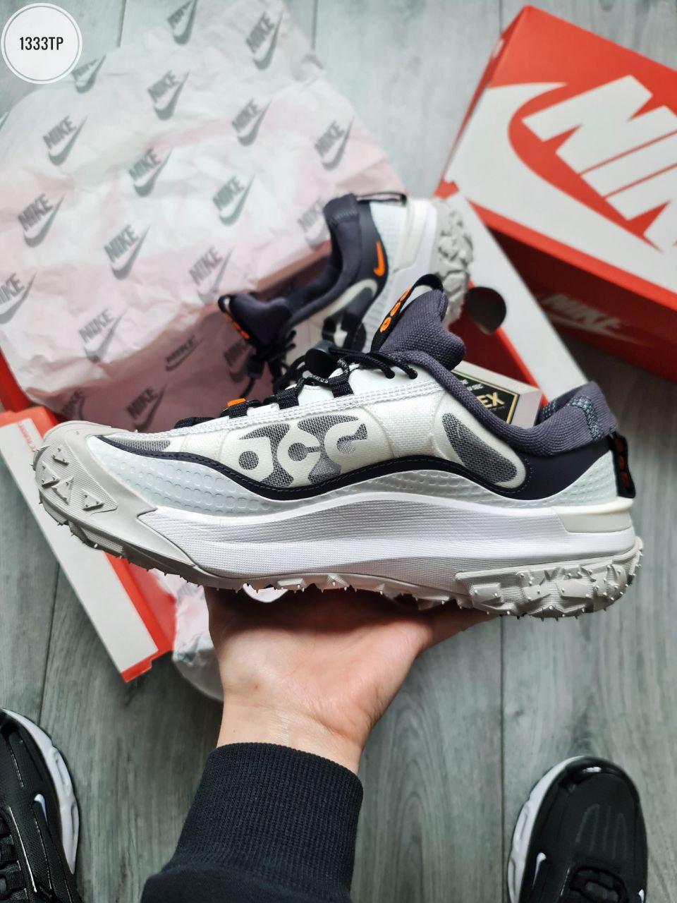Nike ACG Mountain Fly 2 low White