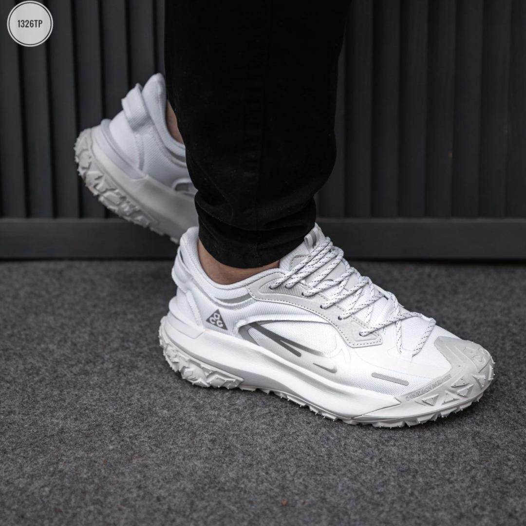 Nike ACG Mounth Fly White