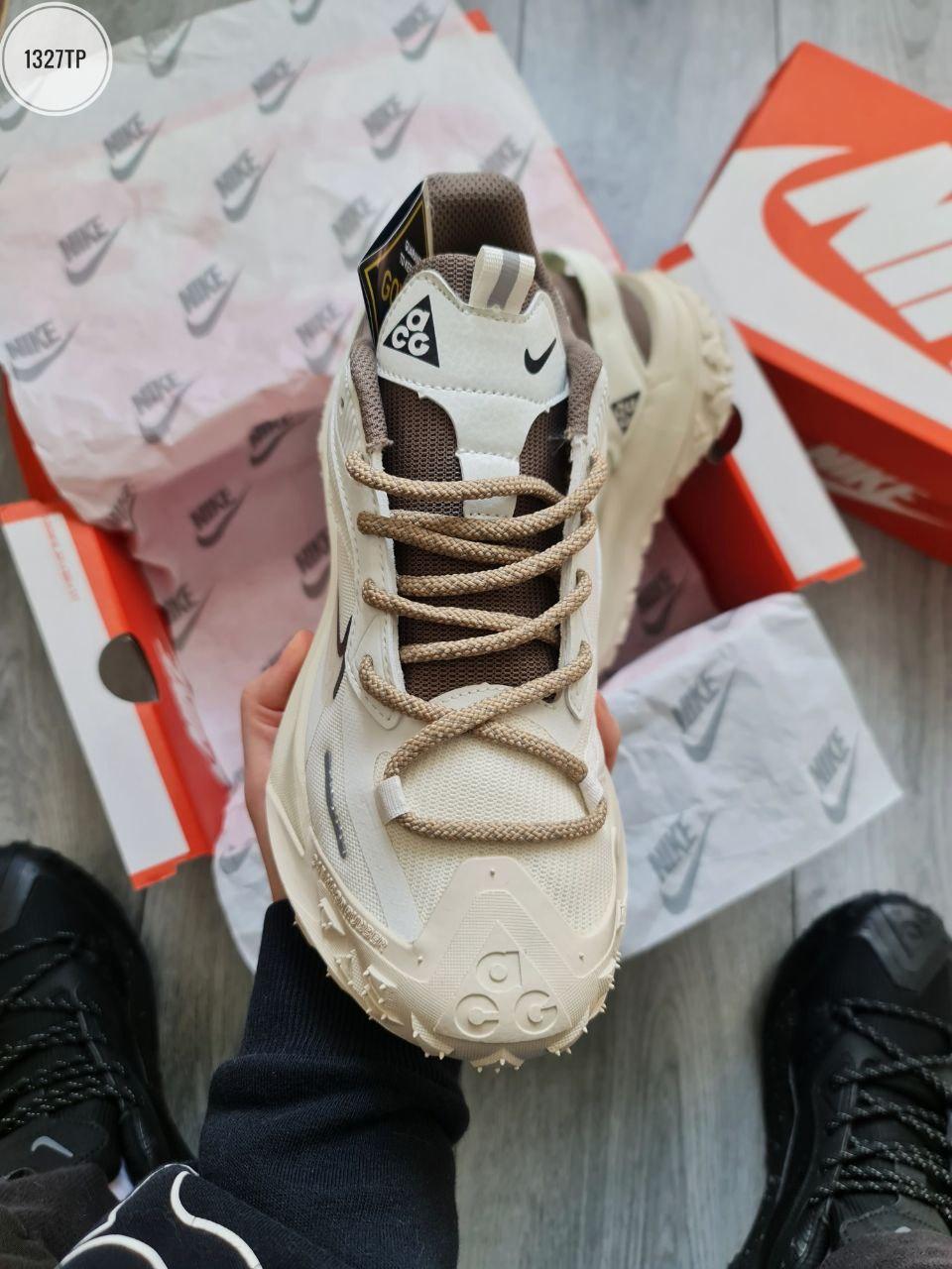 Nike ACG Mounth Fly Beige
