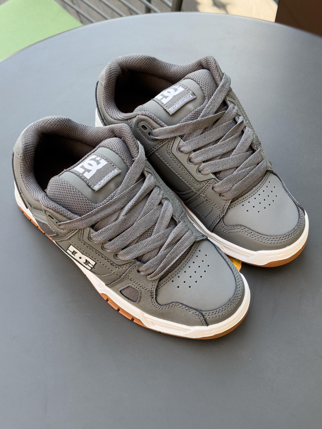 DC Stag Grey
