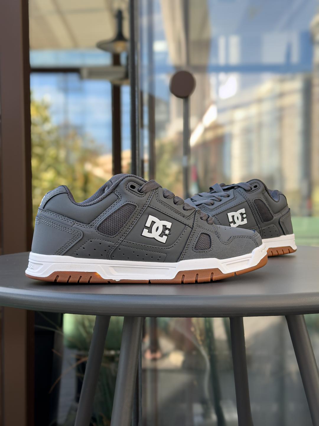 DC Stag Grey