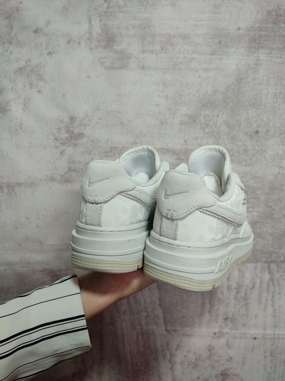 Nike Air Force 1 Low Luxe Summit White