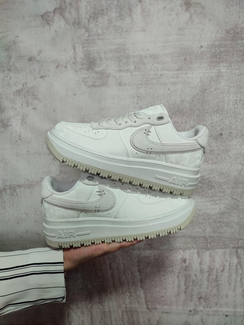 Nike Air Force 1 Low Luxe Summit White