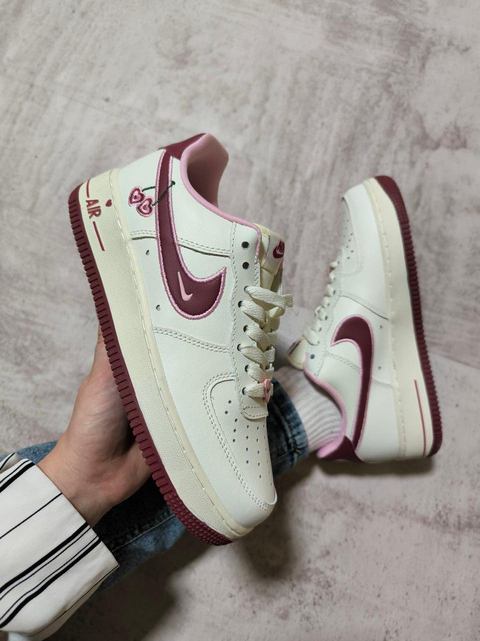 Nike Air Force 1 Cherry
