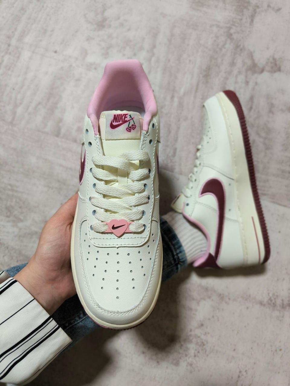 Nike Air Force 1 Cherry