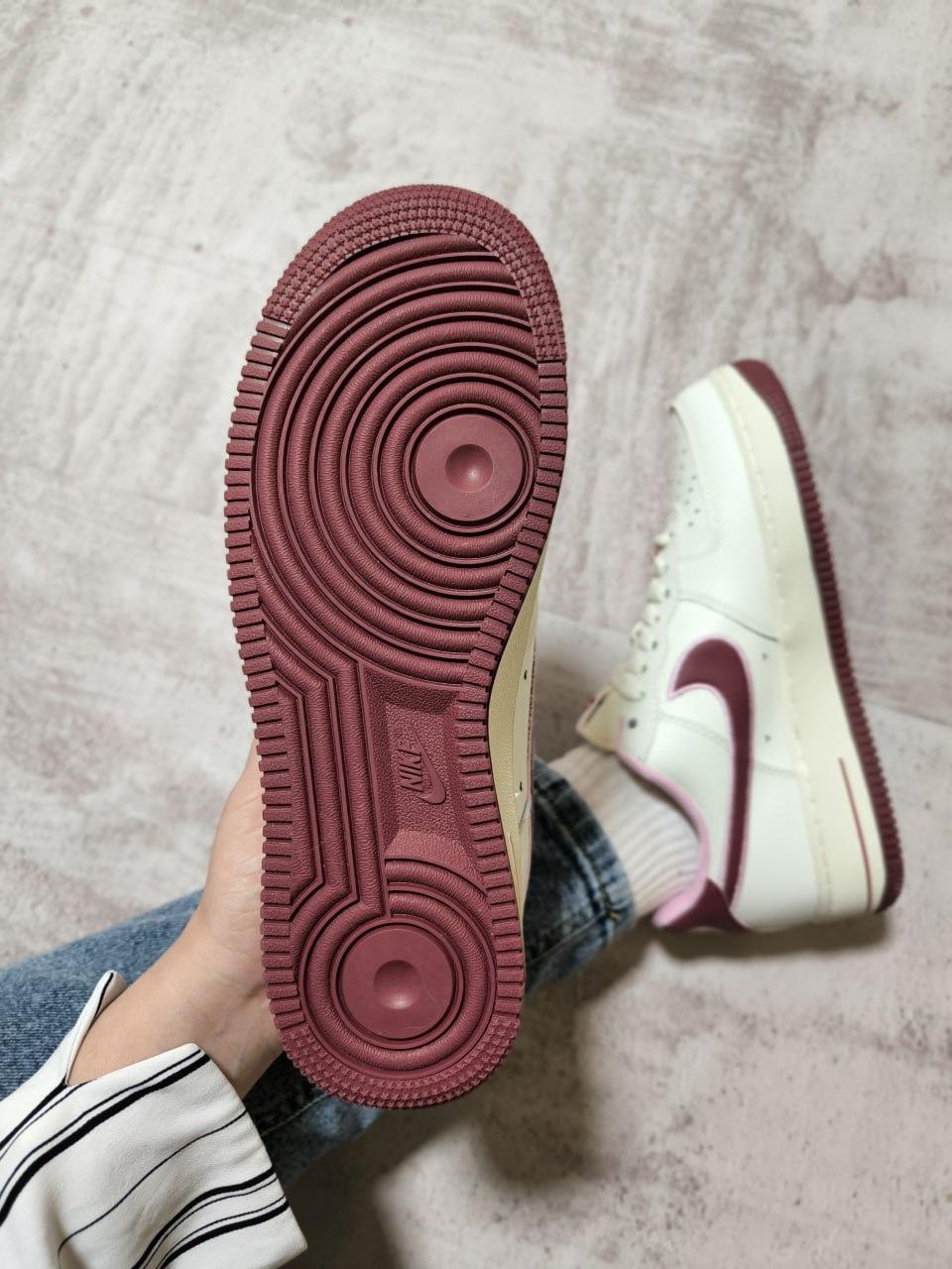 Nike Air Force 1 Cherry