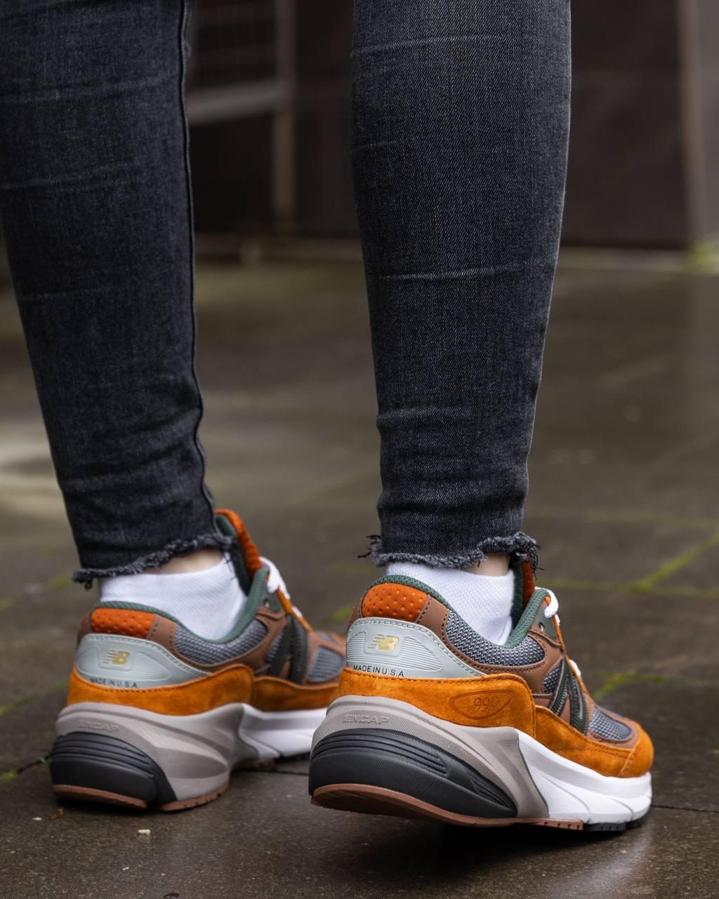 New Balance 990v6 x Carhartt Wip Sculpture Center