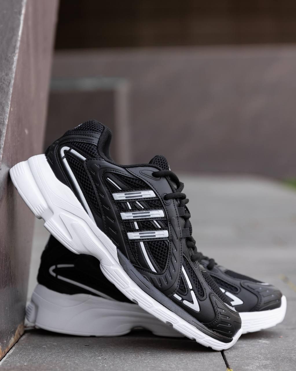 Adidas Responce Black White