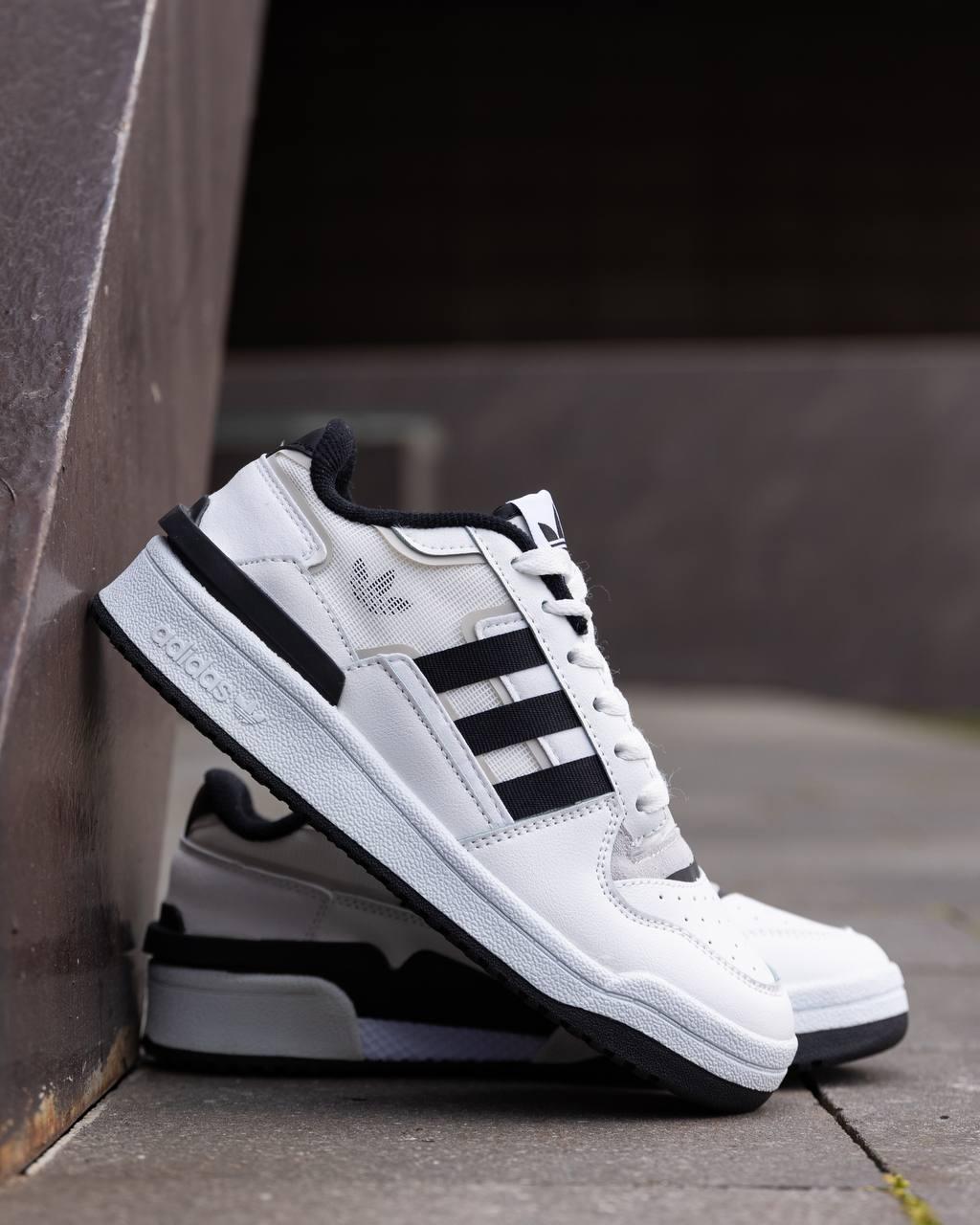Adidas Forum Low White Black v3