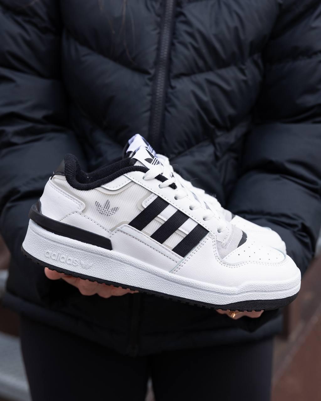 Adidas Forum Low White Black v3