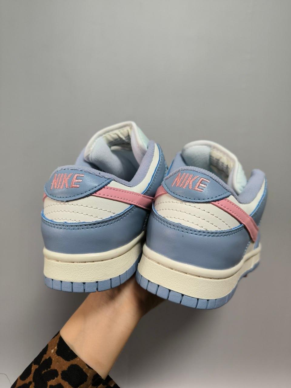 Nike SB Dunk Low Blue Pink
