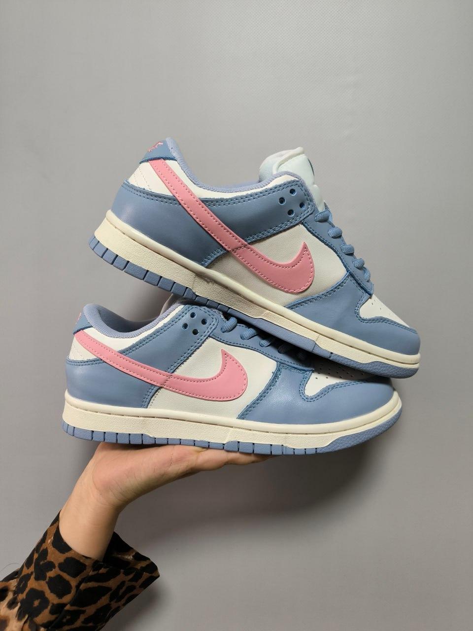 Nike SB Dunk Low Blue Pink