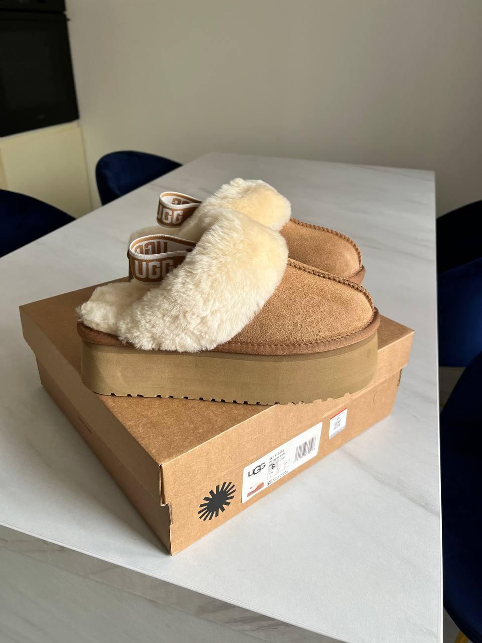 UGG Funkette Slipper Platform Camel