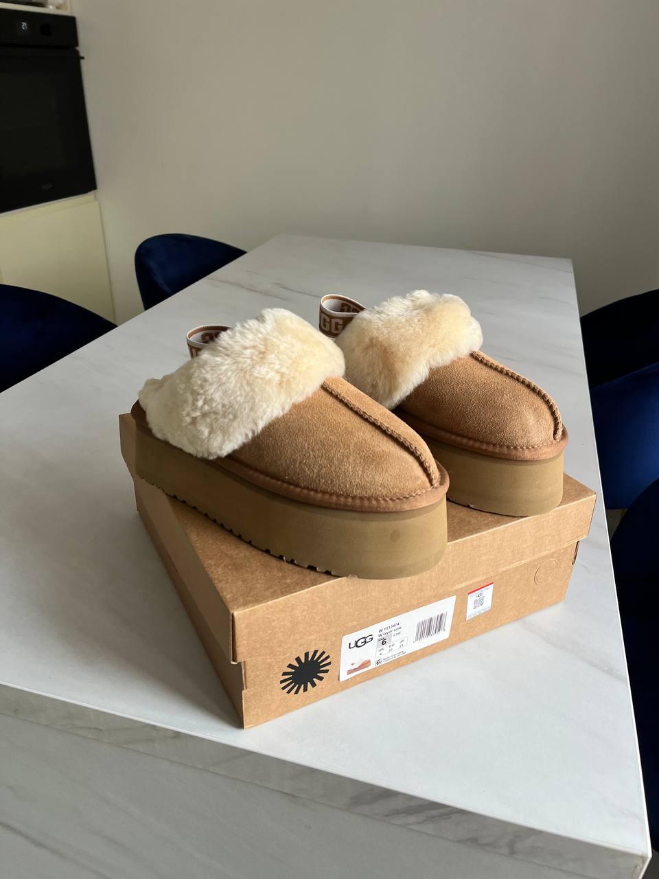 UGG Funkette Slipper Platform Camel