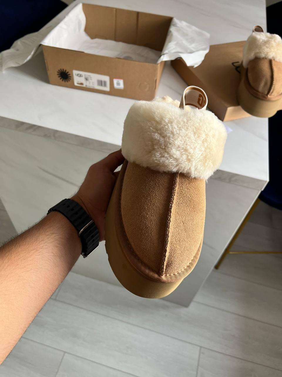 UGG Funkette Slipper Platform Camel